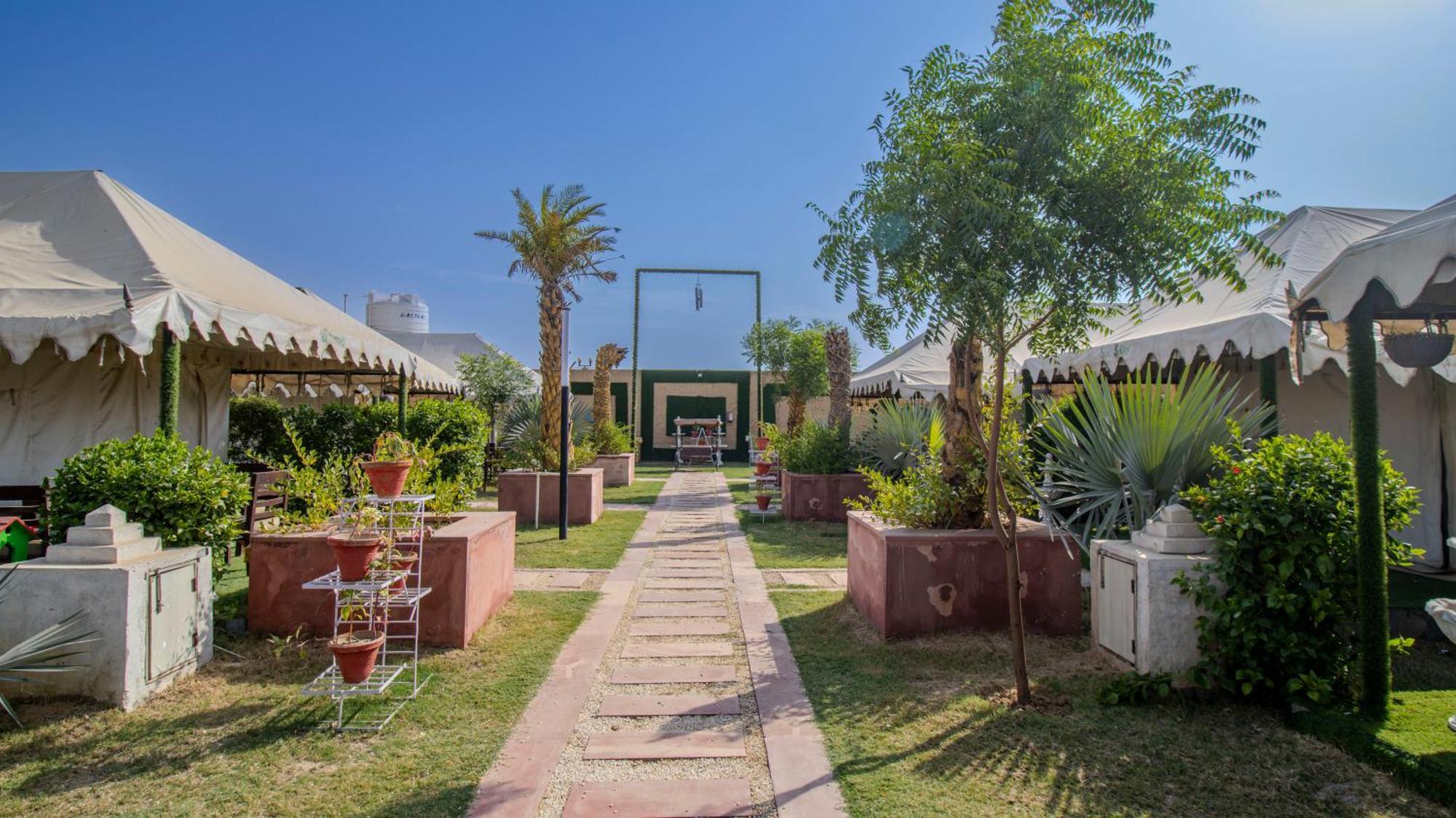 Elegance Resort Vrindāvan Dış mekan fotoğraf