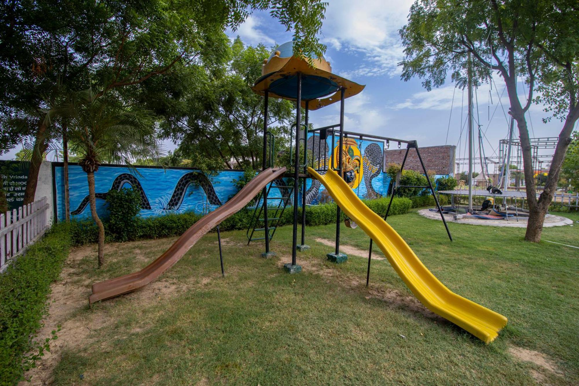 Elegance Resort Vrindāvan Dış mekan fotoğraf
