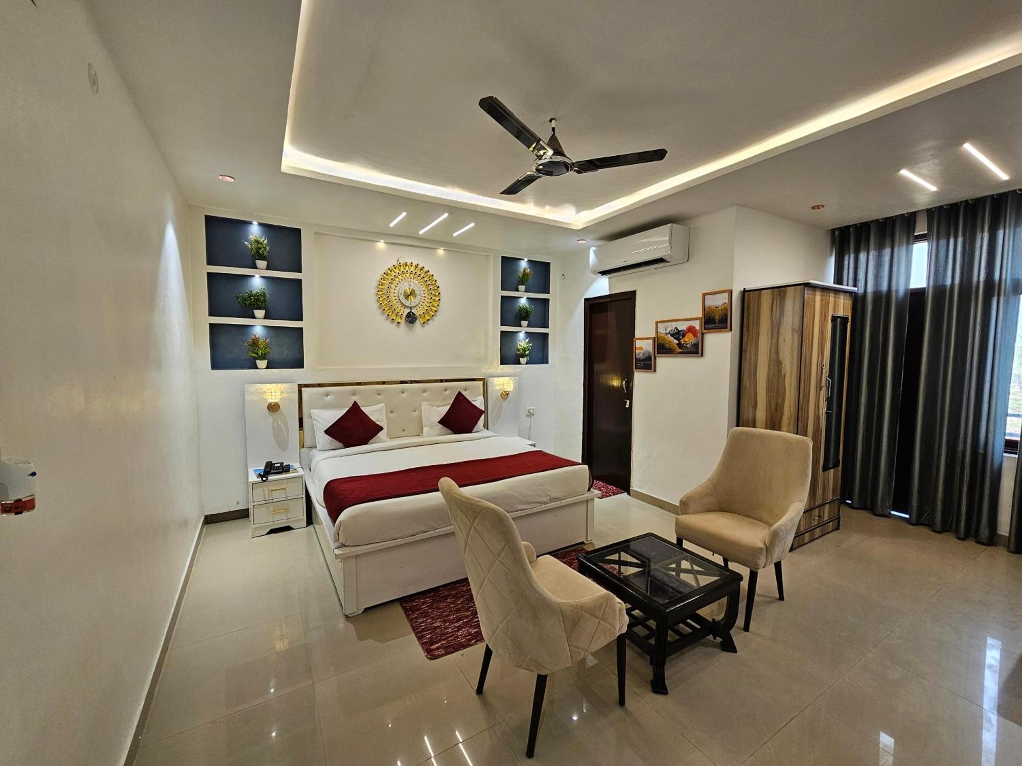 Elegance Resort Vrindāvan Dış mekan fotoğraf